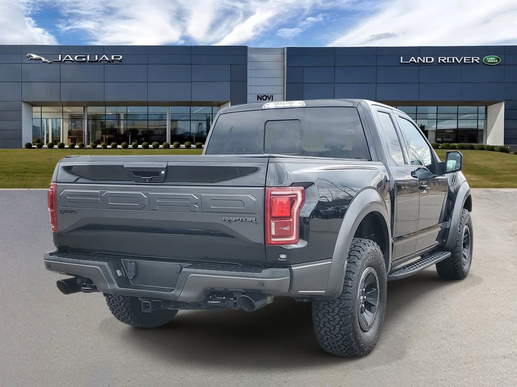Used 2018 Ford F150 Raptor w/ Equipment Group 802A Luxury image 3