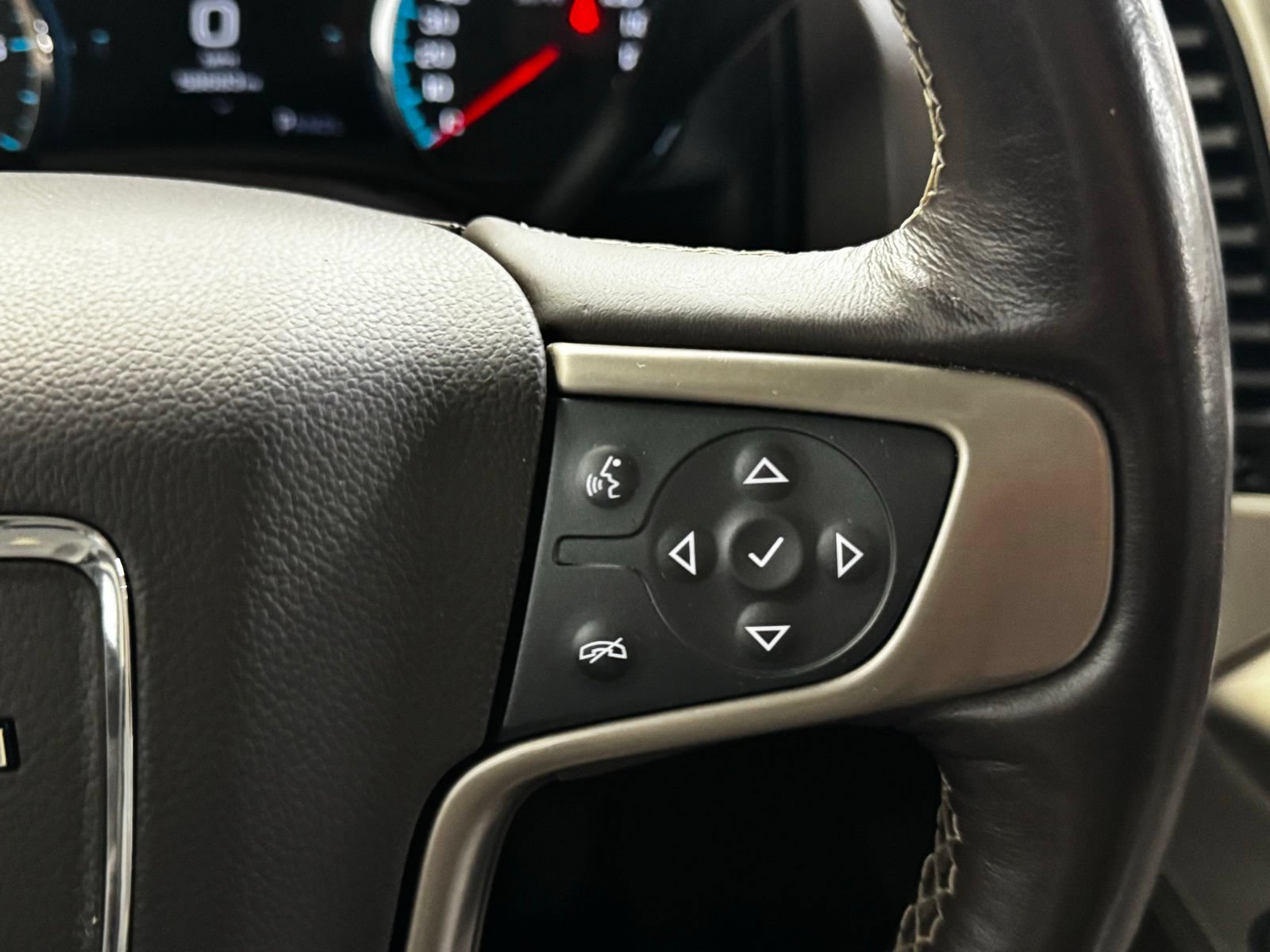 Used 2018 GMC Yukon Denali AWD/4WD image 21