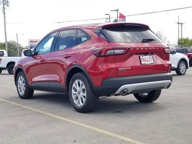 New 2025 Ford Escape Active w/ Cold Weather Package image 5
