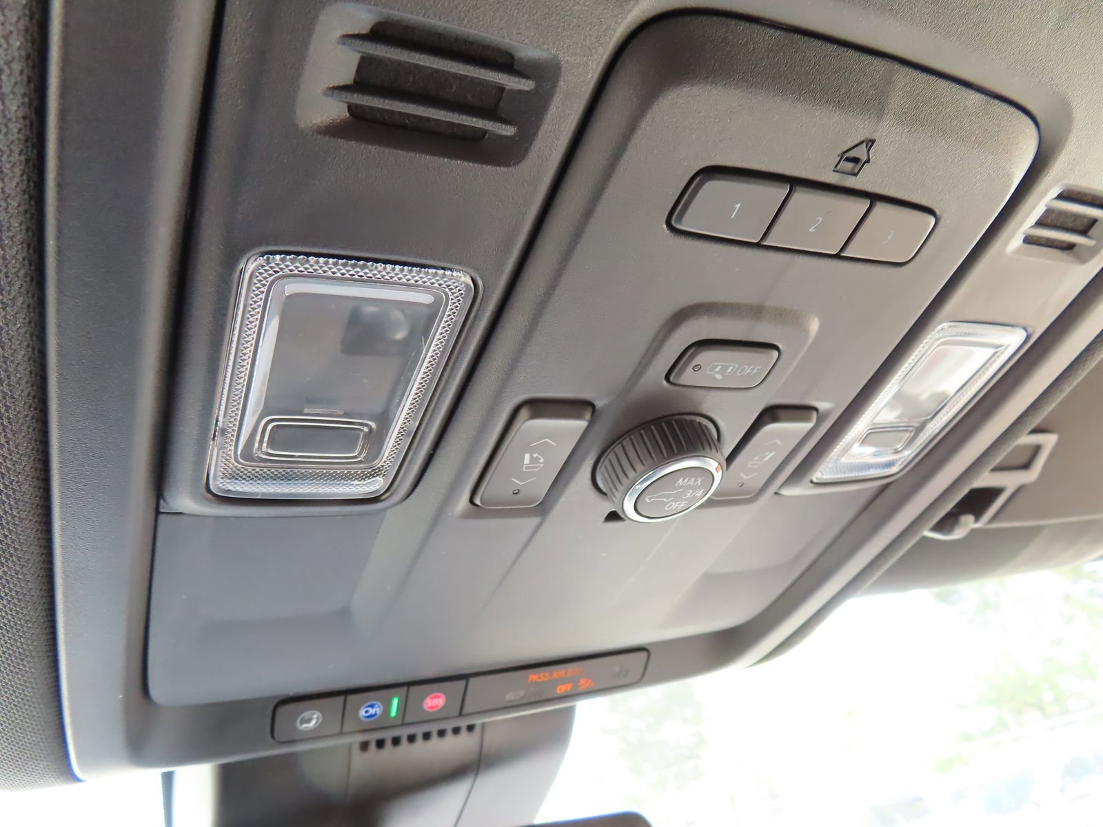 Used 2023 Chevrolet Tahoe RST w/ Luxury Package image 40