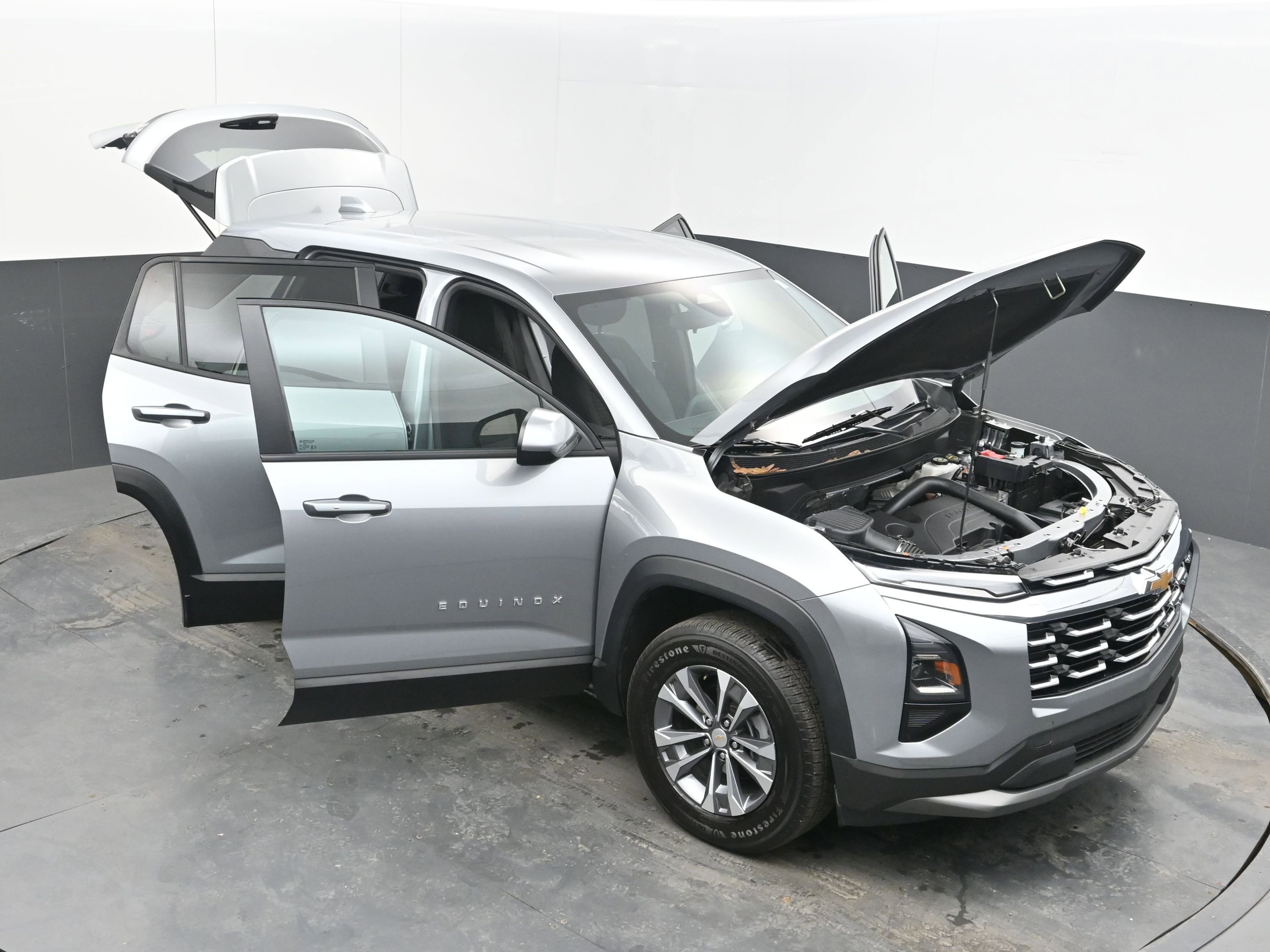 Used 2025 Chevrolet Equinox LT image 36