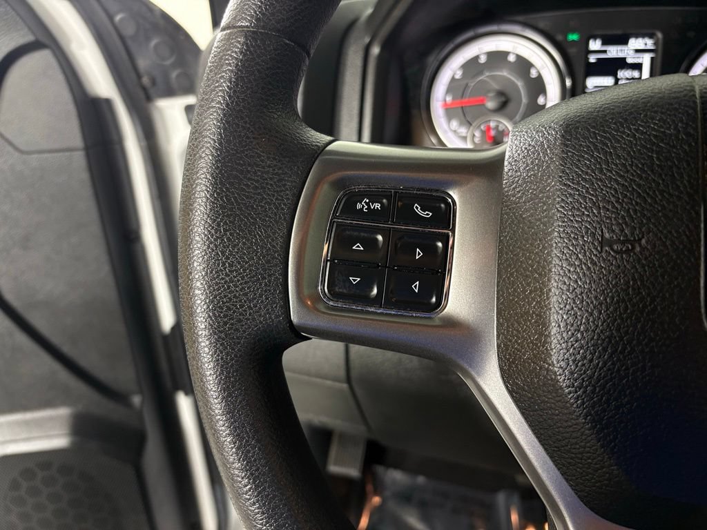 Used 2024 RAM 1500 Warlock AWD/4WD image 23