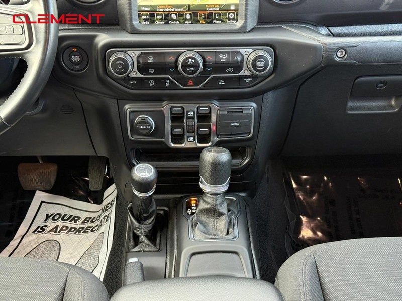 Used 2022 Jeep Gladiator Sport AWD/4WD image 17