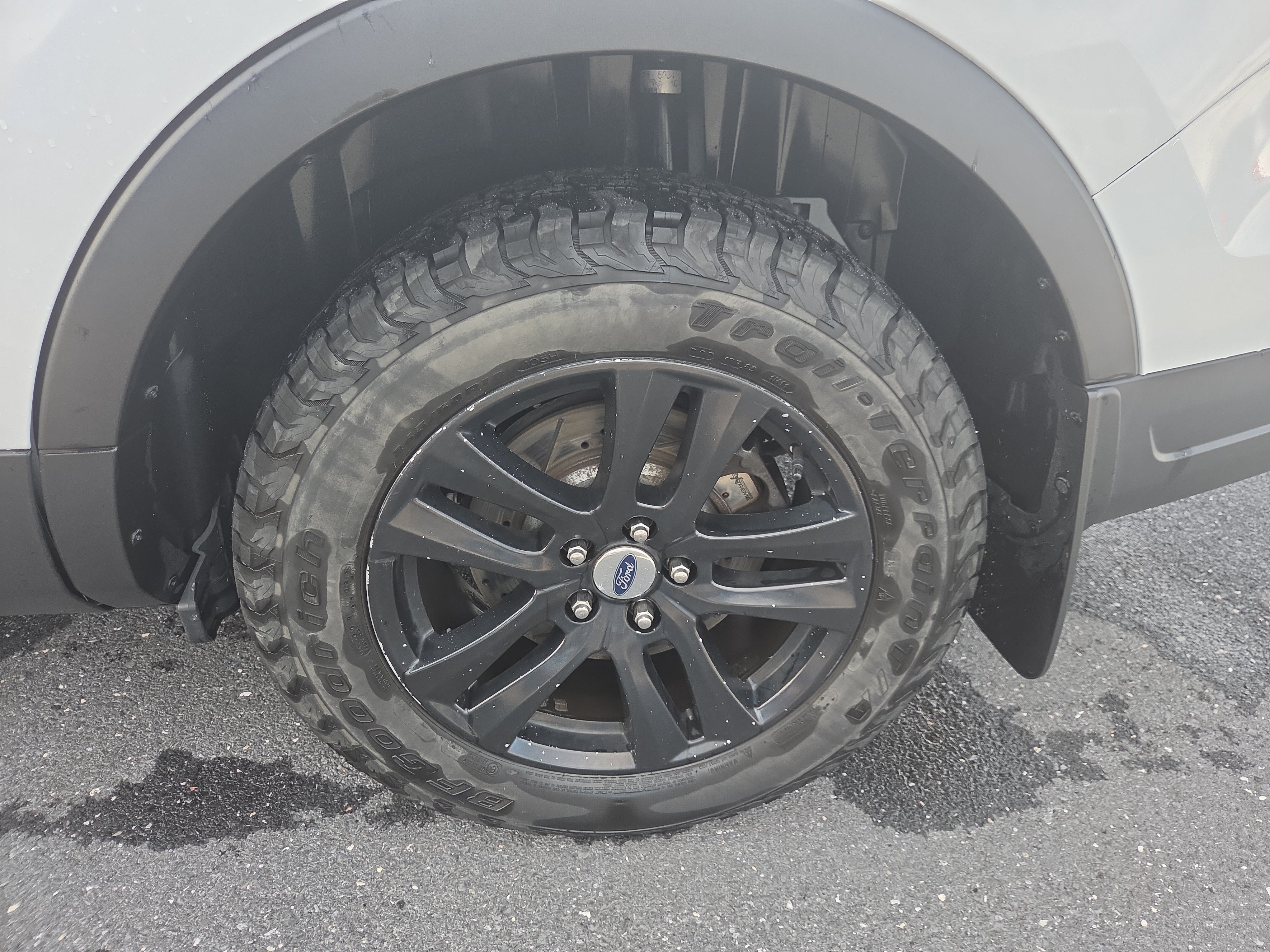 Used 2019 Ford Explorer XLT AWD/4WD image 22