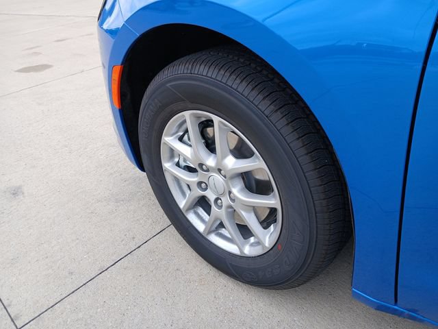 New 2027 Chrysler Pacifica Select FWD image 35
