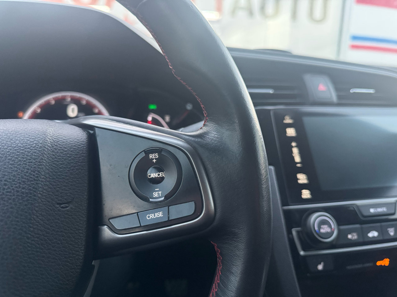 Used 2018 Honda Civic Si image 41