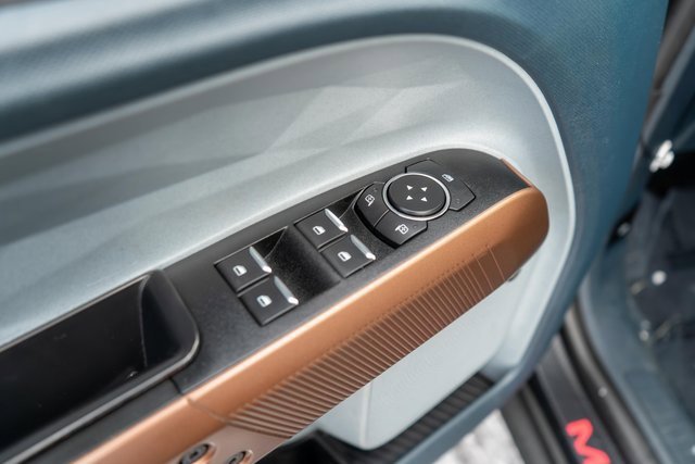 Used 2022 Ford Maverick Lariat w/ Lariat Luxury Package image 18