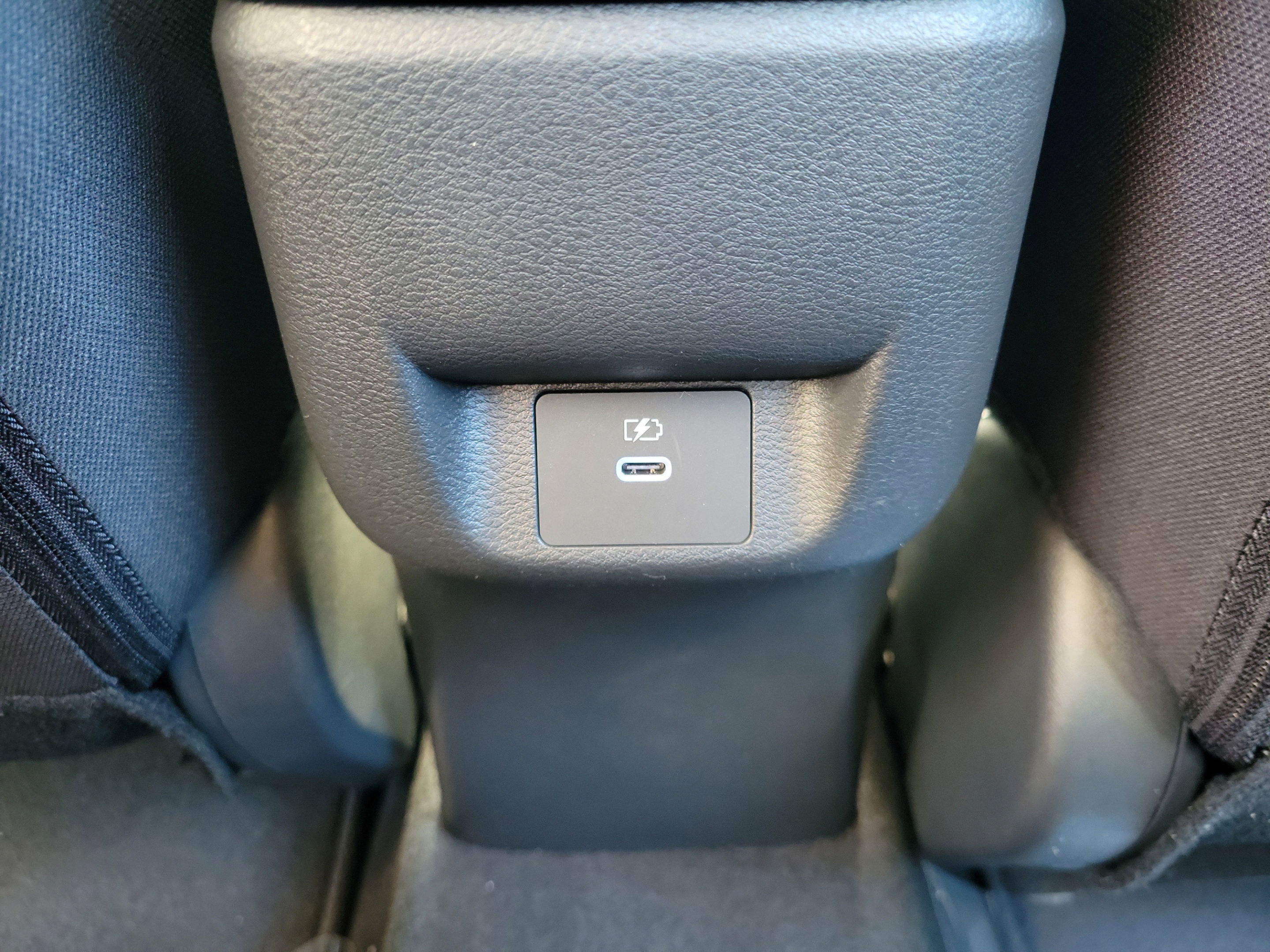 Certified 2025 Nissan Versa SV w/ Trunk Package FWD image 12