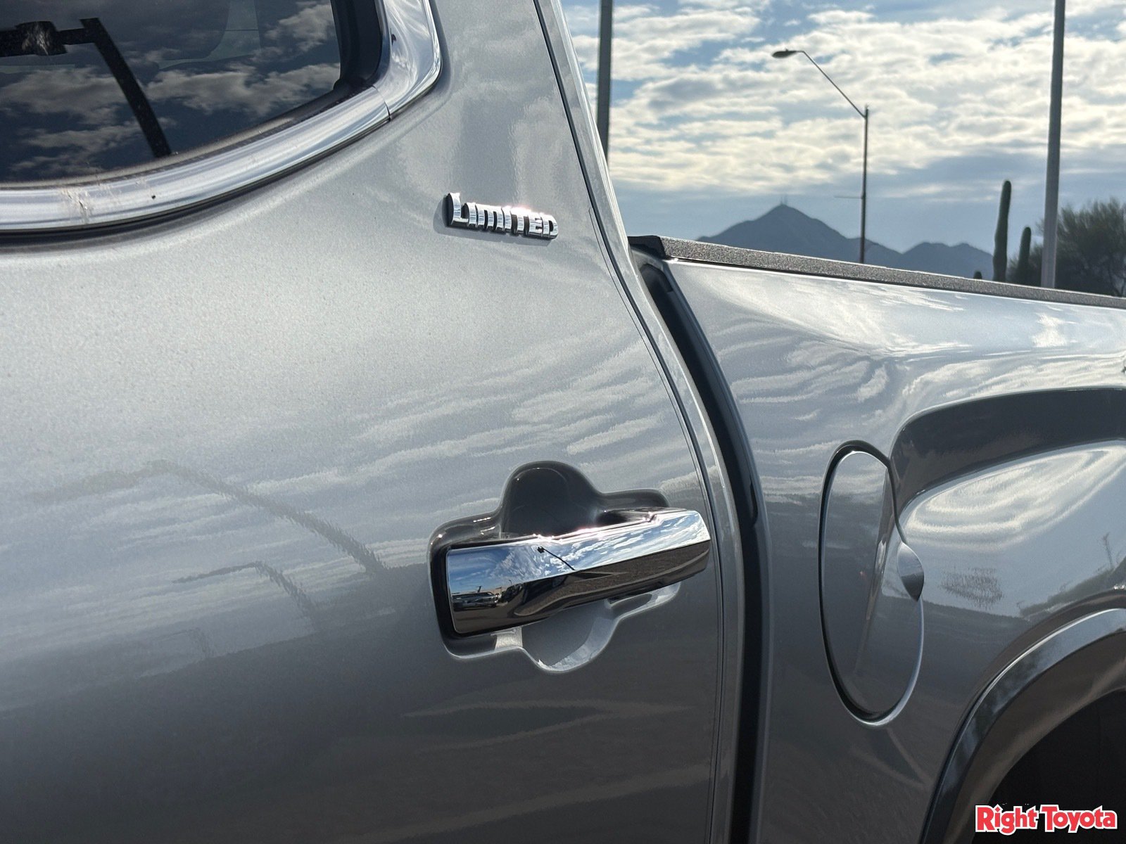 New 2026 Toyota Tundra Limited AWD/4WD image 11