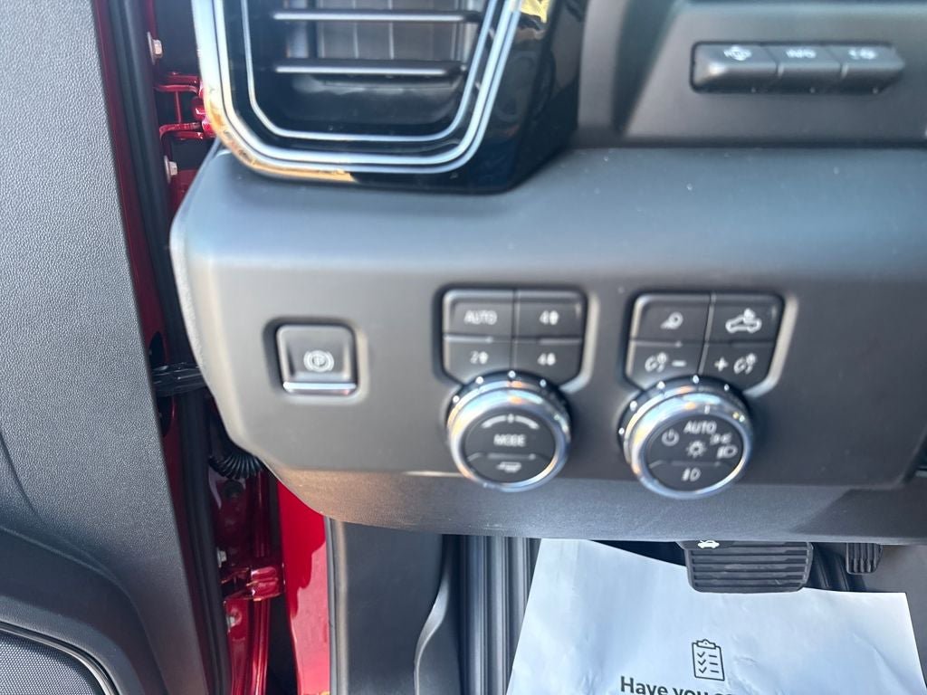 New 2026 GMC Sierra 1500 AT4 w/ Technology Package AWD/4WD image 18