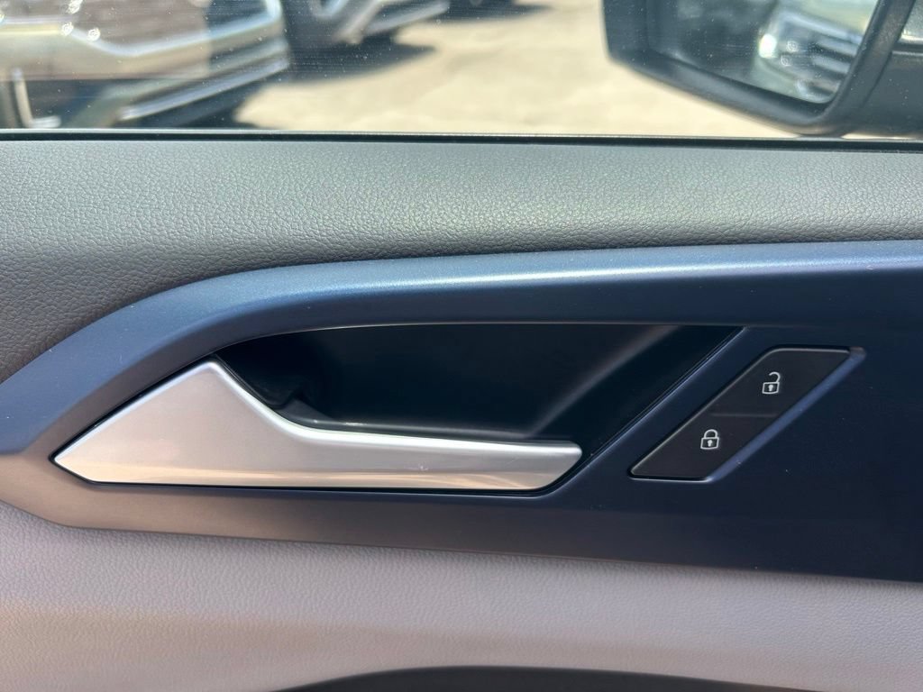 Certified 2022 Volkswagen Taos SE AWD/4WD image 54