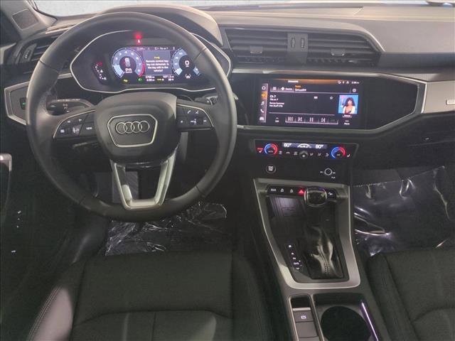 Certified 2025 Audi Q3 2.0T Premium w/ Convenience Package image 21