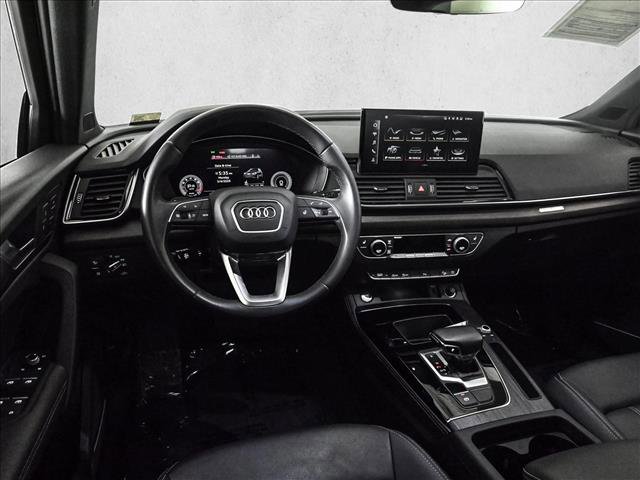 Used 2023 Audi Q5 2.0T Premium Plus w/ Premium Plus Package AWD/4WD image 19