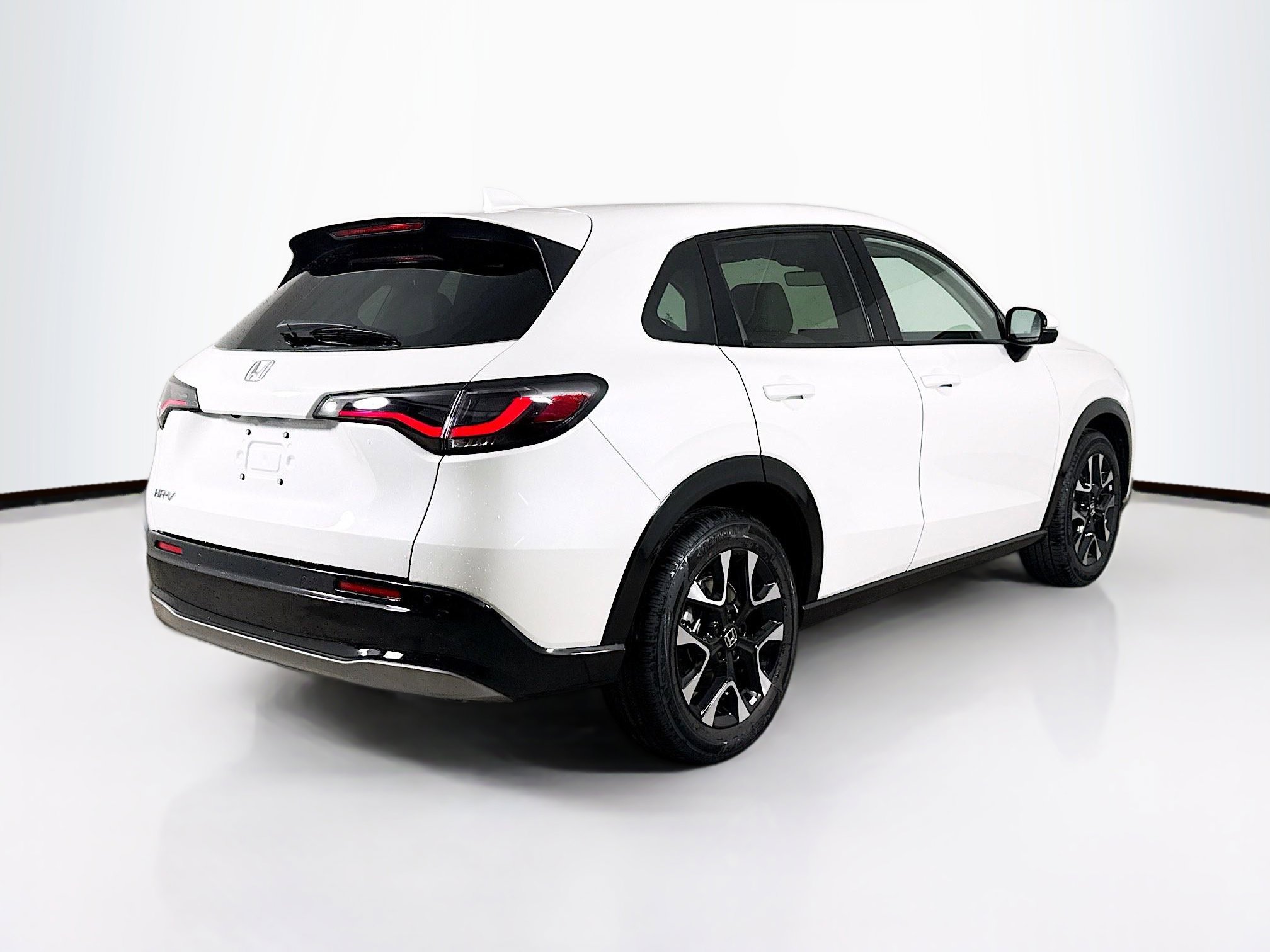 Certified 2026 Honda HR-V EX-L image 32