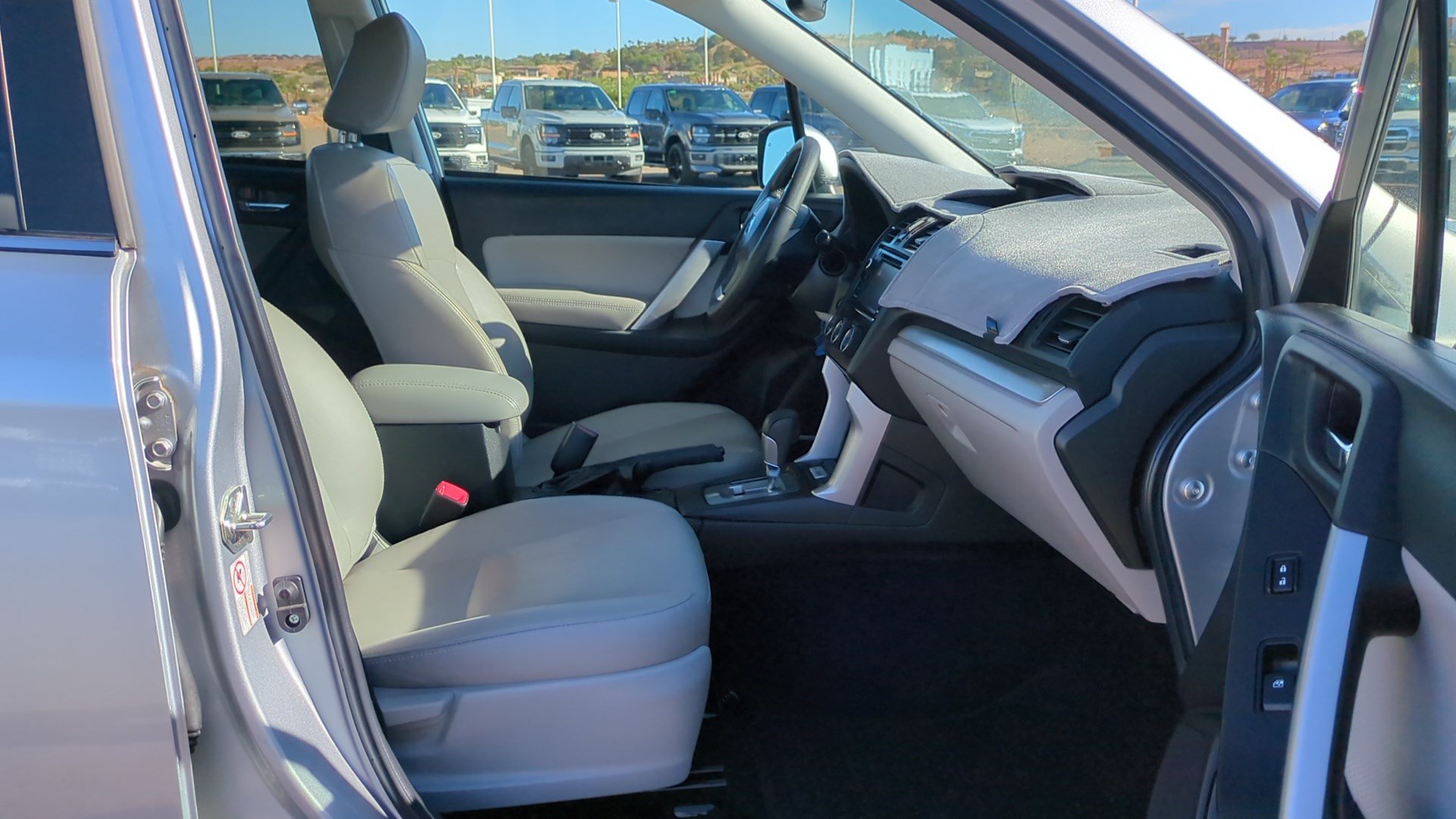 Used 2014 Subaru Forester 2.5i Touring w/ Popular Package #2 AWD/4WD image 31