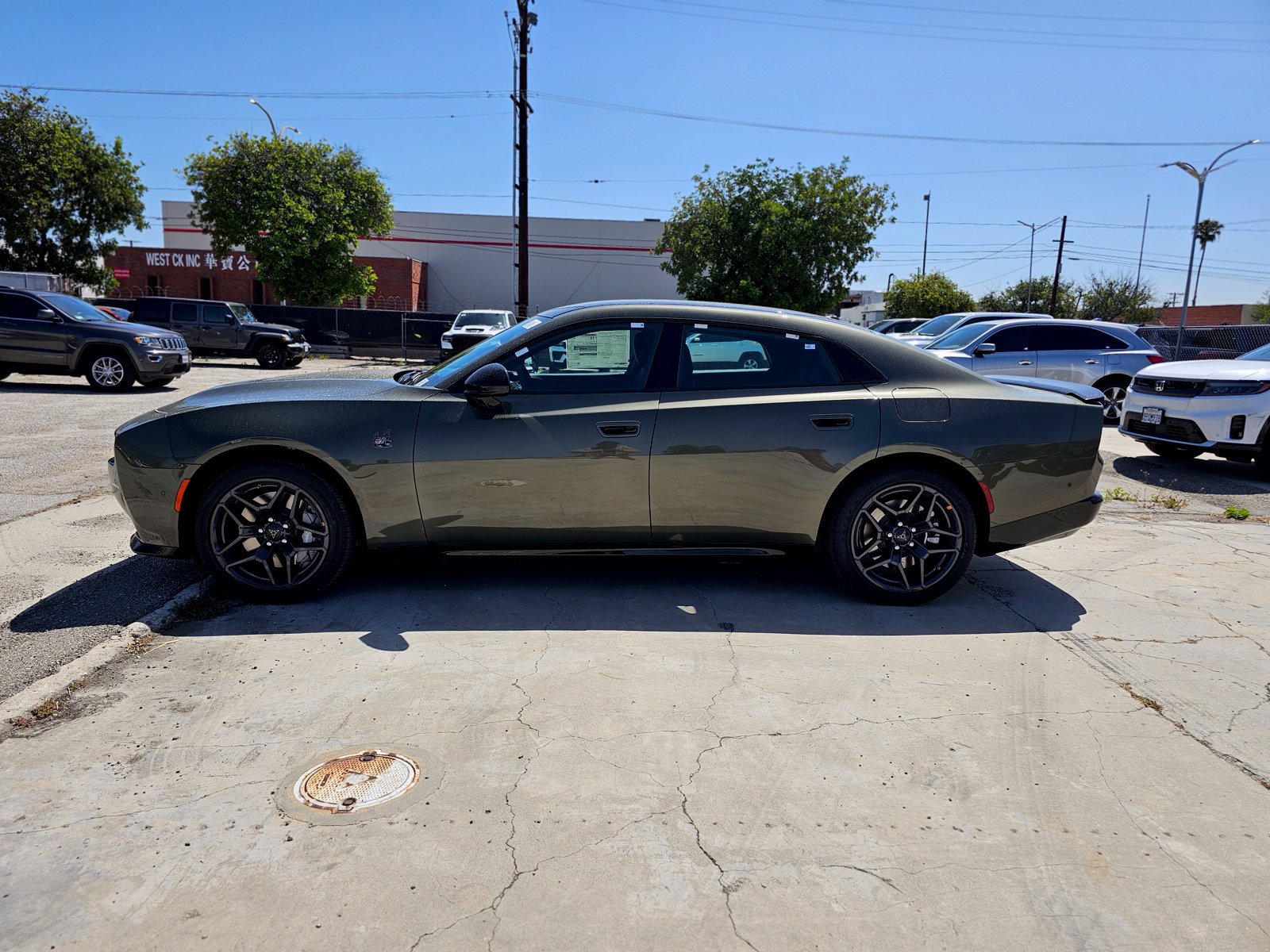 New 2026 Dodge Charger R/T w/ Blacktop Package AWD/4WD image 4