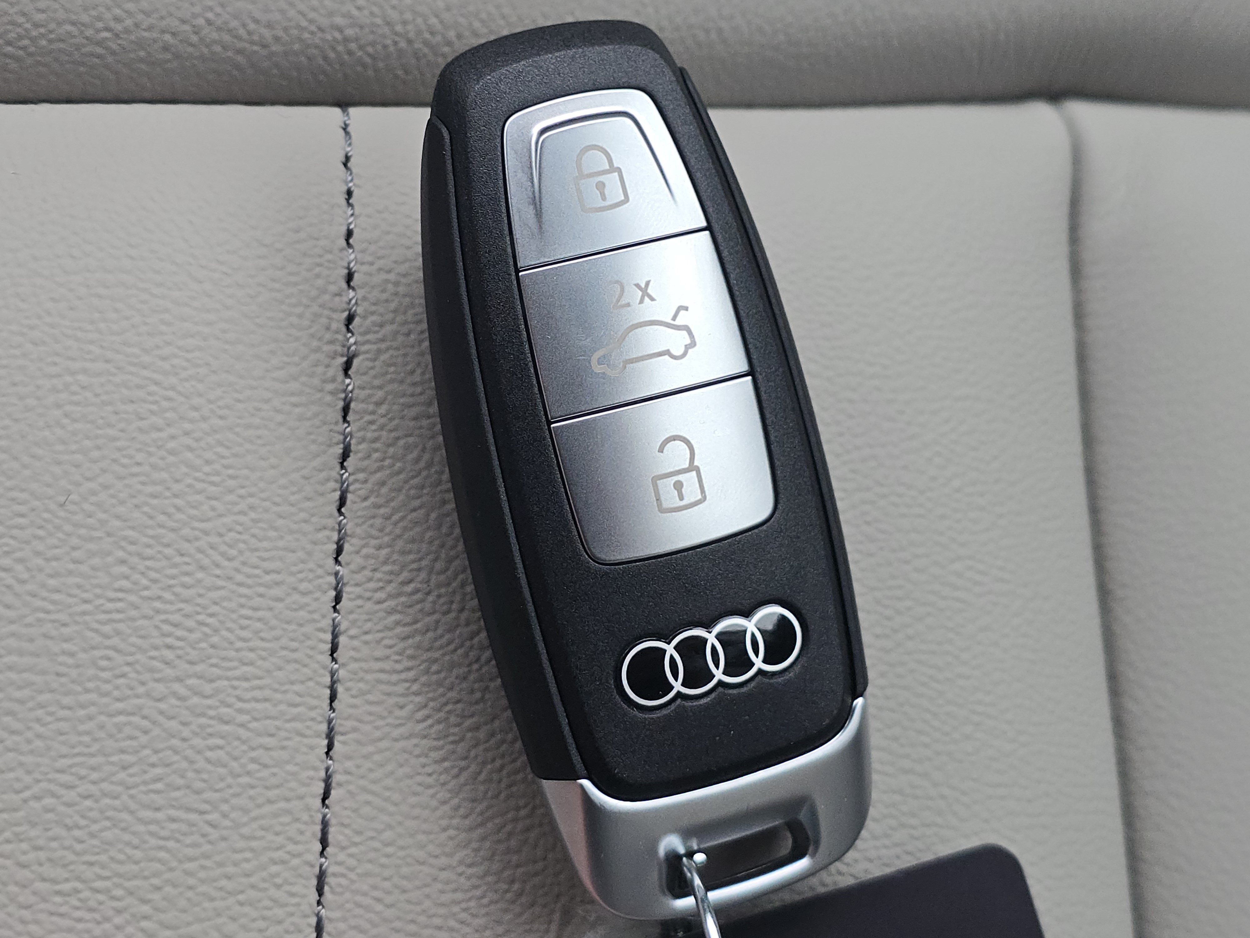 New 2026 Audi Q3 quattro 2.0T AWD/4WD image 27