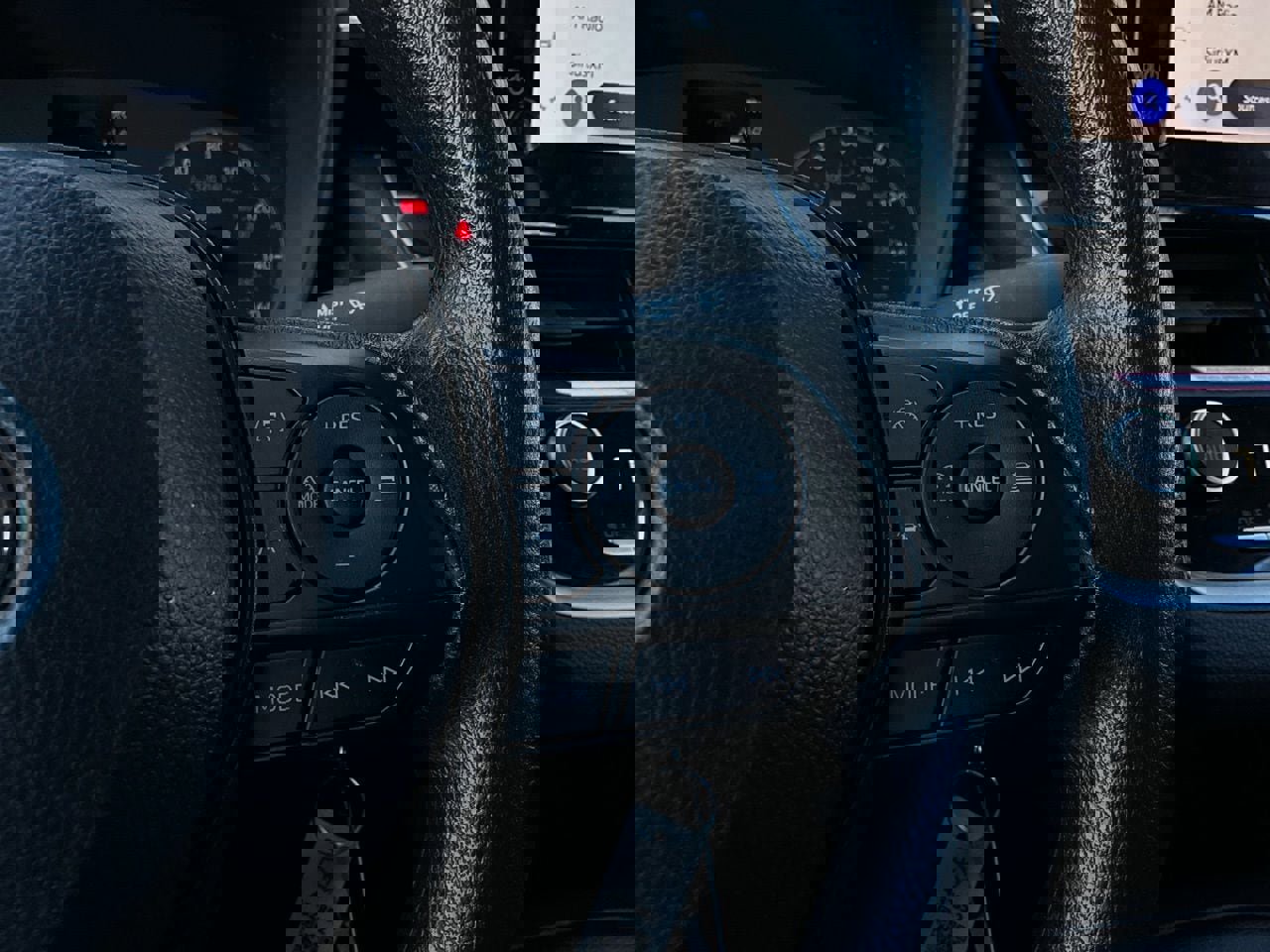 Used 2024 Toyota Corolla LE image 30