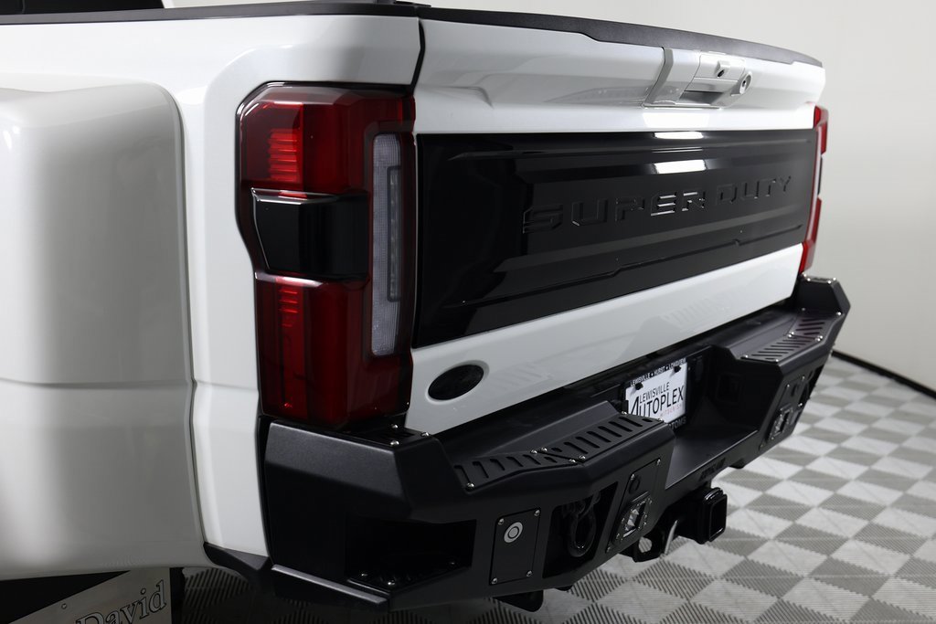 Used 2025 Ford F450 Platinum w/ FX4 Off-Road Package image 64