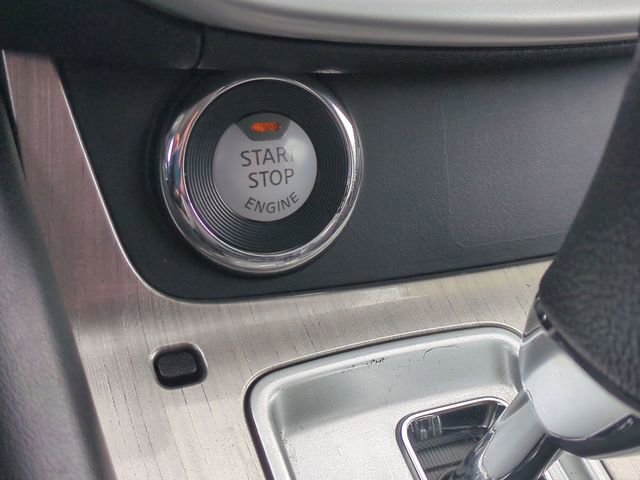 Used 2017 Nissan Murano SV image 18