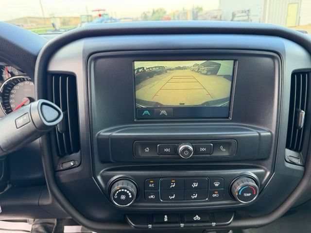Used 2018 Chevrolet Silverado 3500 W/T AWD/4WD image 26