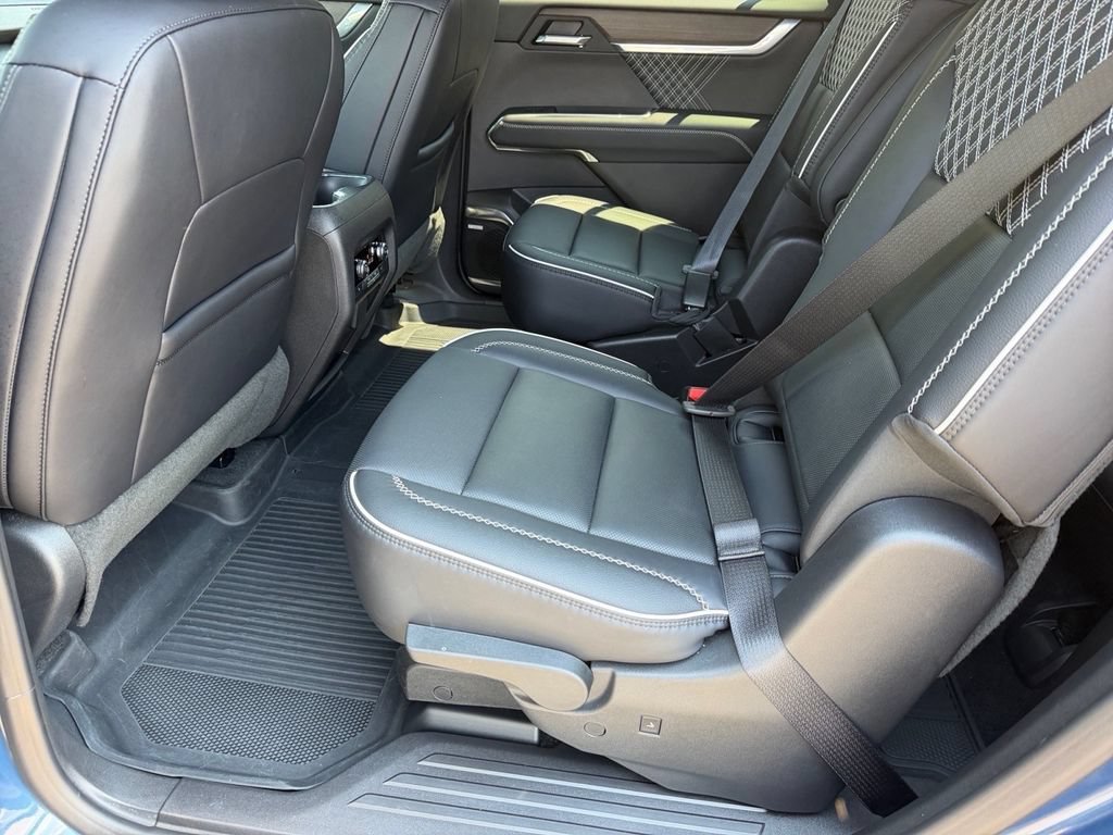 Used 2026 GMC Acadia Denali w/ Super Cruise Package AWD/4WD image 14