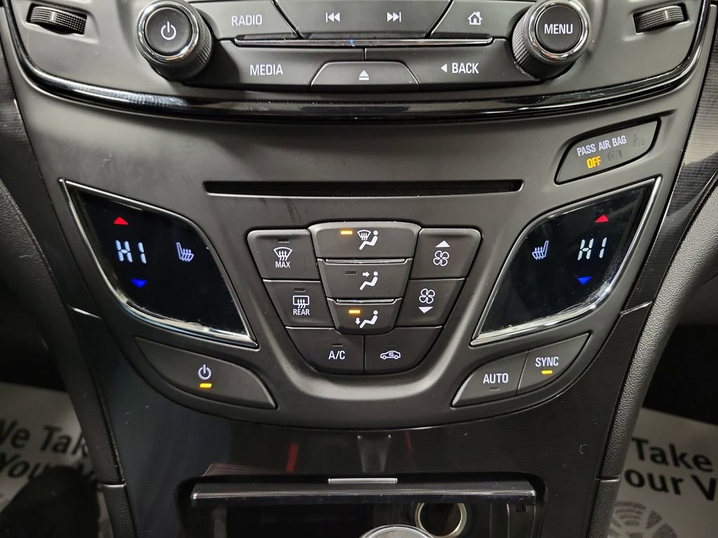 Used 2014 Buick Regal Premium image 18