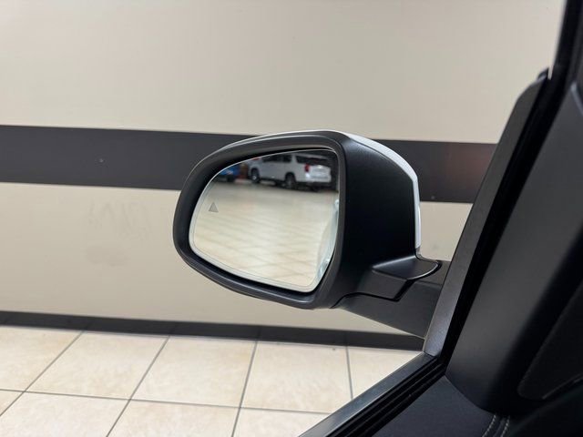 Used 2025 BMW X7 xDrive40i image 16