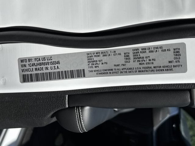 New 2027 Jeep Grand Cherokee Limited AWD/4WD image 32