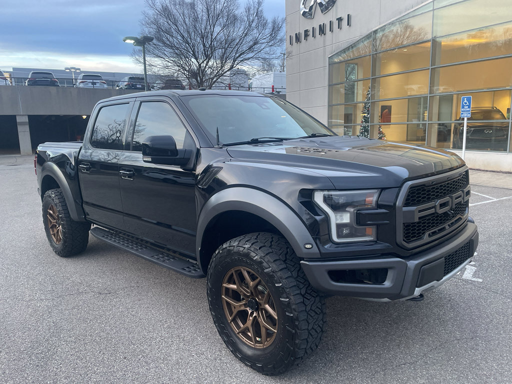 Used 2018 Ford F150 Raptor w/ Equipment Group 802A Luxury image 1