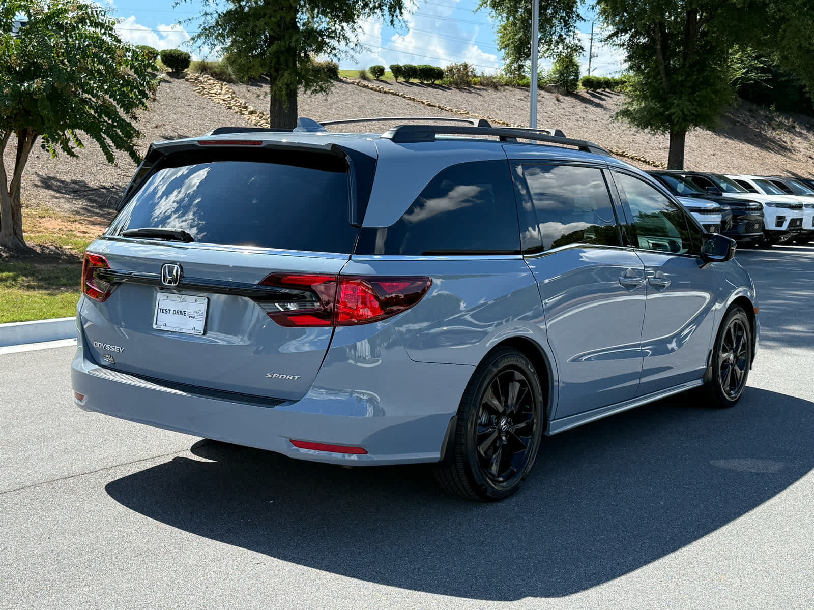 Used 2024 Honda Odyssey Sport image 5