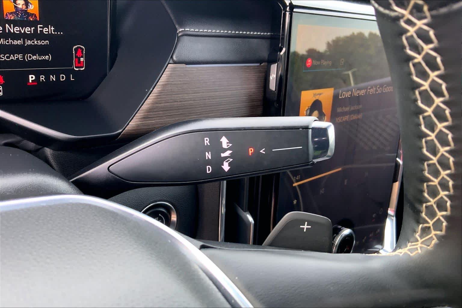 Used 2025 GMC Acadia Denali FWD image 16