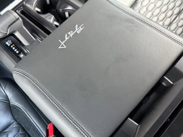 New 2025 Ford F150 XLT w/ Equipment Group 303A High image 31