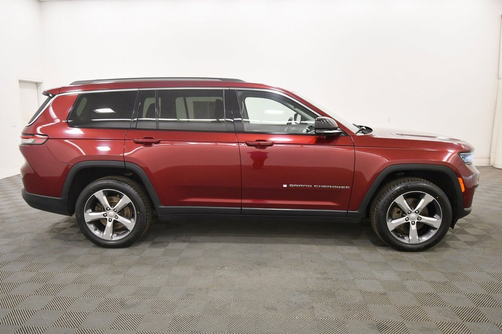 Used 2021 Jeep Grand Cherokee L Limited w/ Luxury Tech Group II image 9