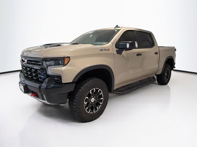 Used 2022 Chevrolet Silverado 1500 ZR2 w/ Technology Package image 3