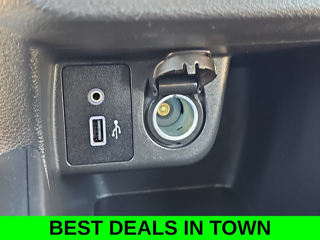 Used 2021 Nissan Versa S FWD image 23