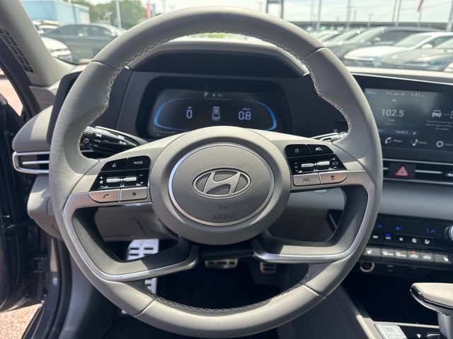 New 2026 Hyundai Elantra SEL Sport Premium FWD image 17