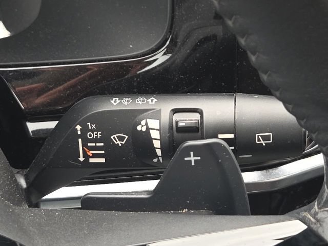 Used 2023 Nissan Pathfinder SL w/ SL Premium Package AWD/4WD image 39