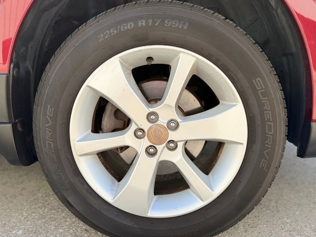 Used 2013 Subaru Outback 2.5i Premium AWD/4WD image 12
