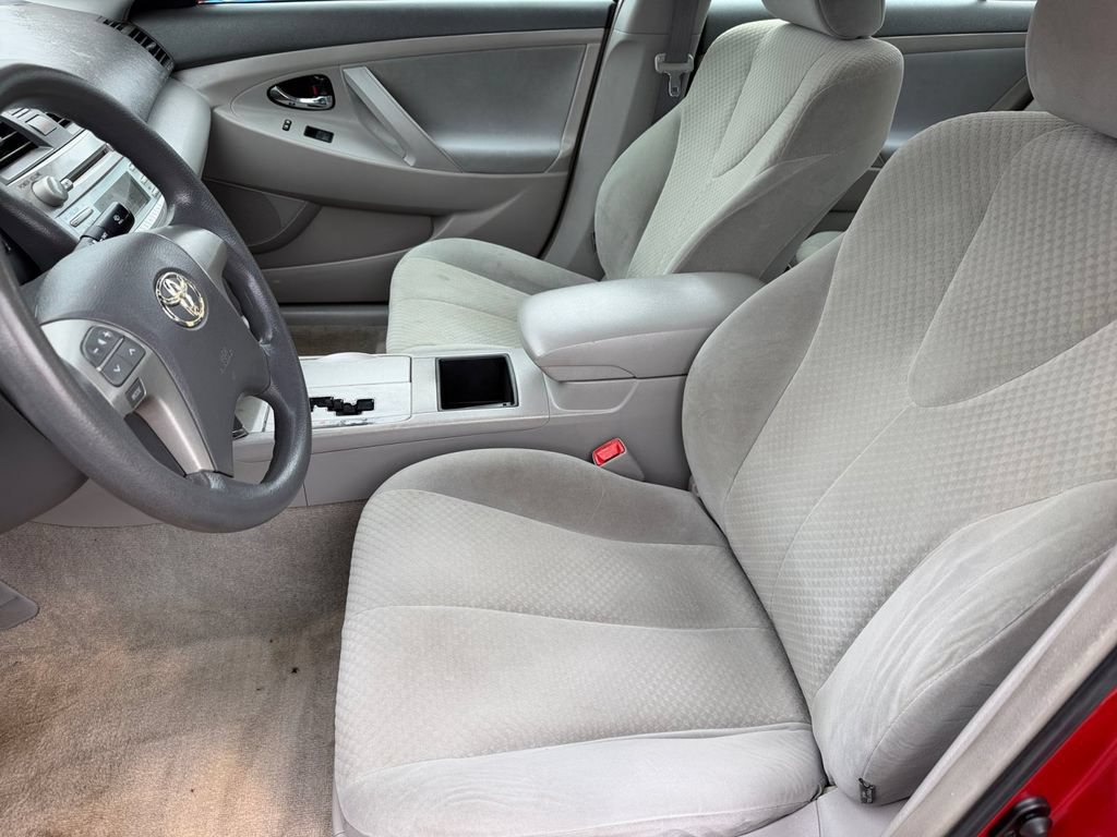 Used 2009 Toyota Camry FWD image 10