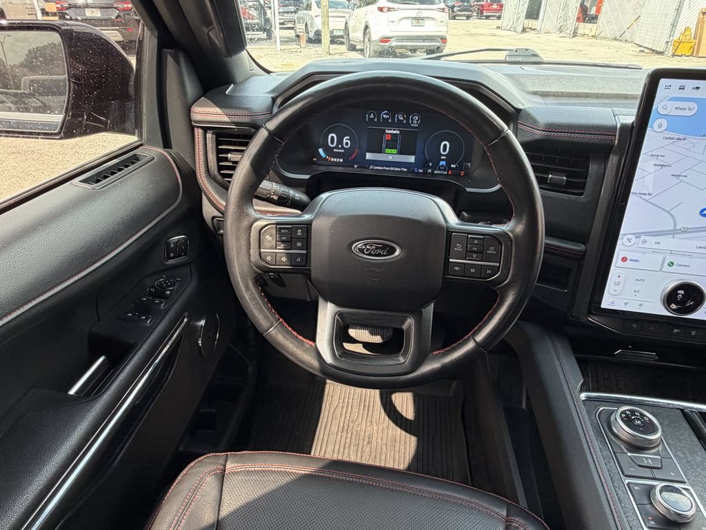 Used 2022 Ford Expedition Limited AWD/4WD image 13