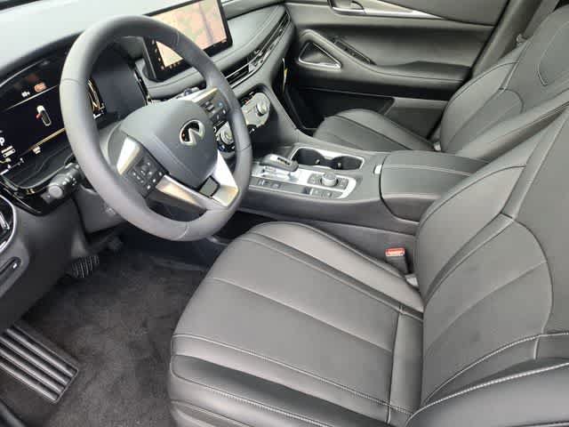 Certified 2027 INFINITI QX60 Sport w/ Dark Cargo Package AWD/4WD image 2