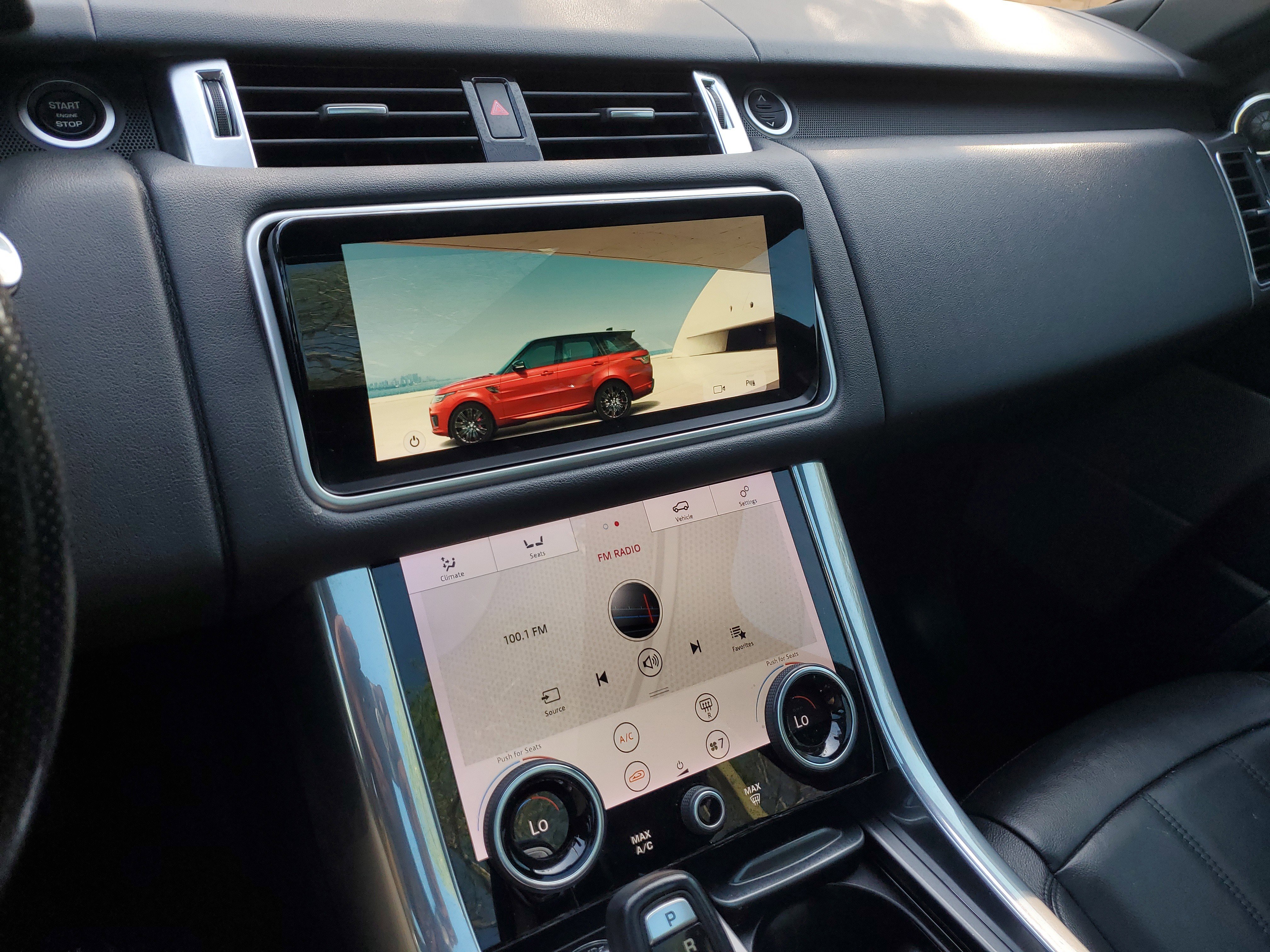 Used 2018 Land Rover Range Rover Sport SE image 33