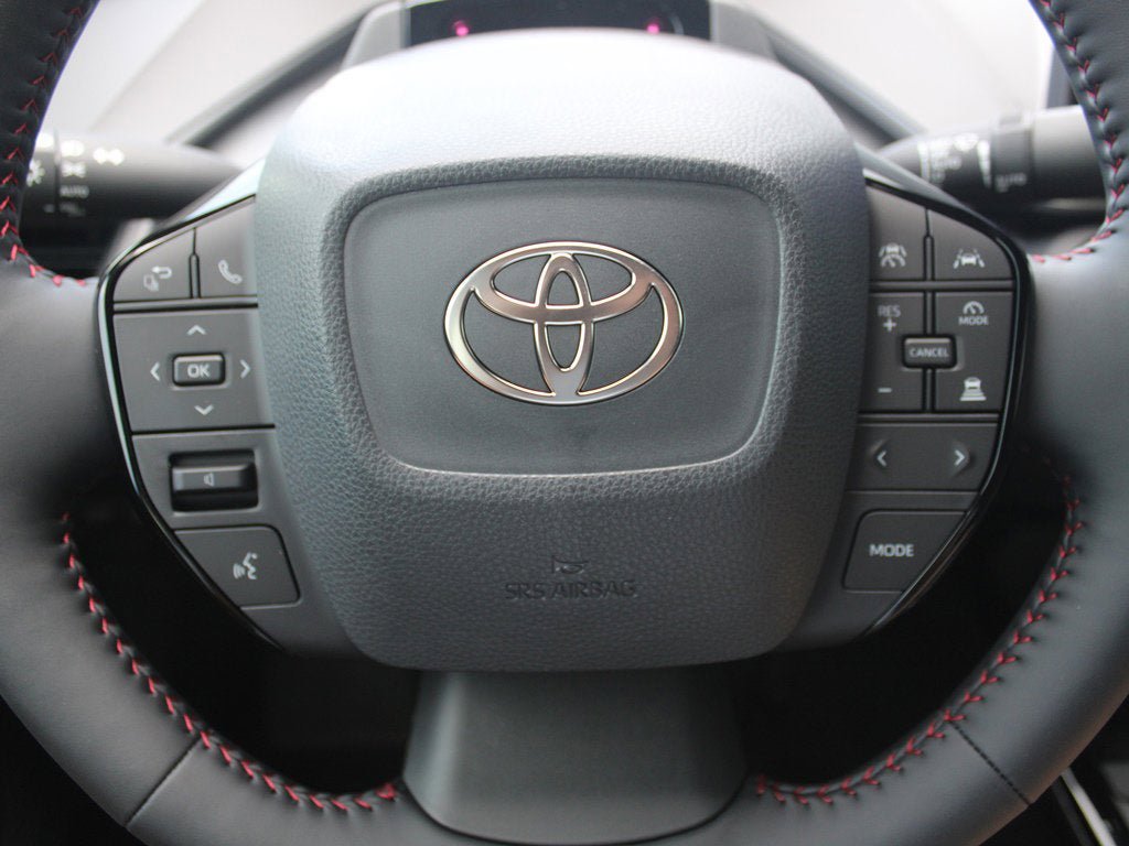 New 2026 Toyota Prius Plug-In Hybrid FWD image 7