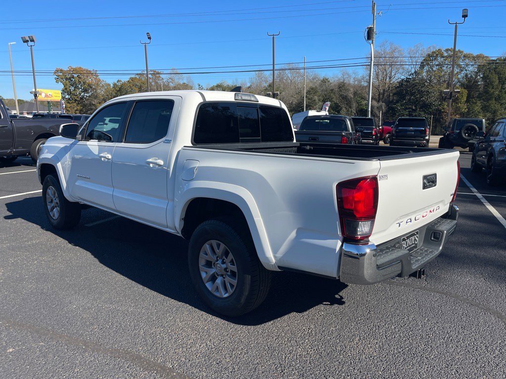 Used 2018 Toyota Tacoma SR5 image 14
