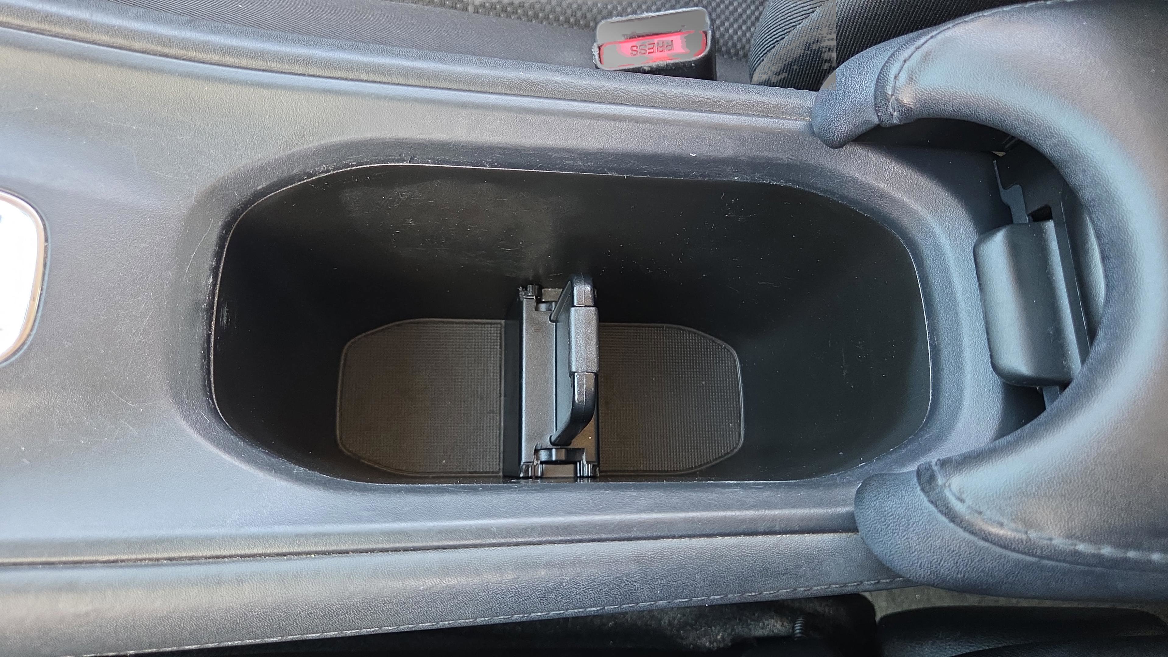 Used 2017 Honda HR-V LX image 33
