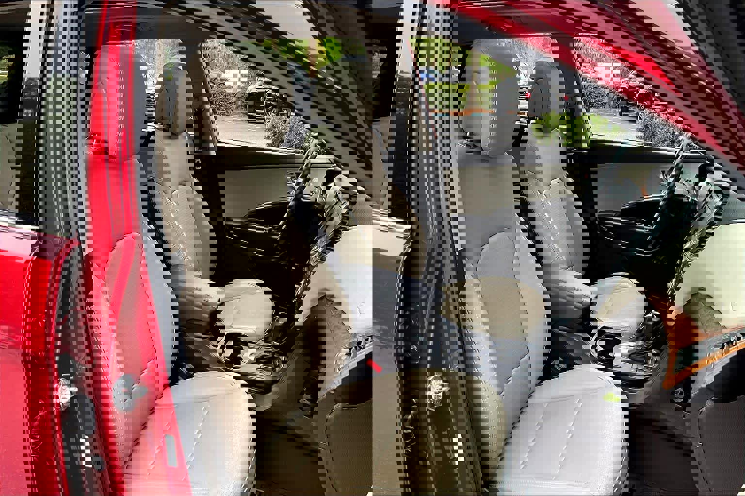 Used 2013 Hyundai Santa Fe Sport w/ Technology Pkg image 9