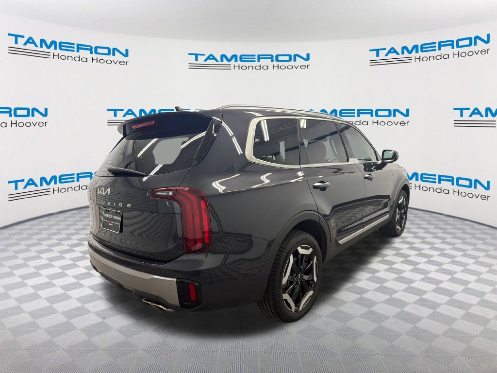 Used 2025 Kia Telluride S FWD image 5