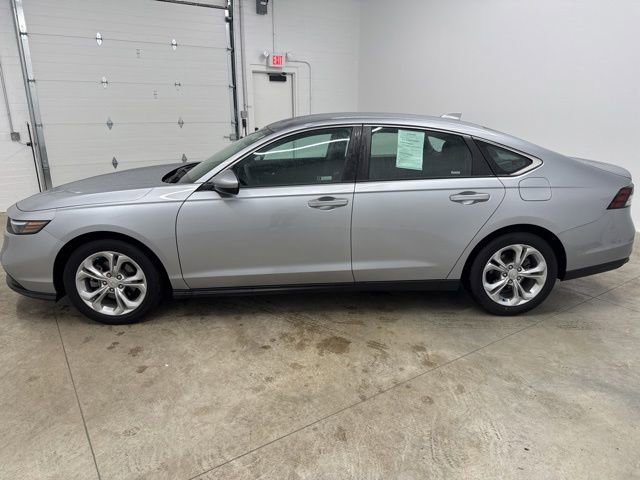 Used 2023 Honda Accord LX image 8