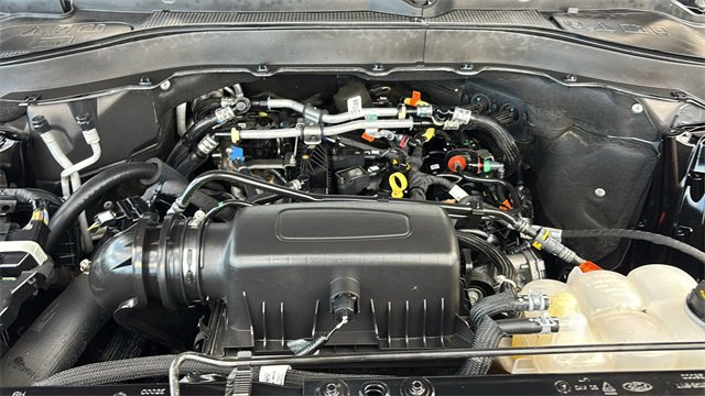 Used 2024 Ford Explorer XLT w/ Equipment Group 202A image 32